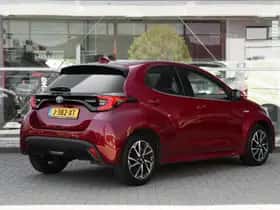 Toyota Yaris (2020) thumbnail 2