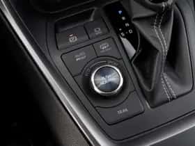 Toyota RAV4 (2024) thumbnail 18