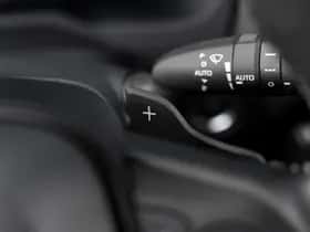 Toyota RAV4 (2024) thumbnail 32