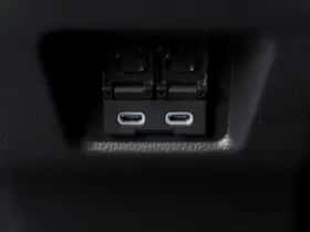 Toyota RAV4 (2024) thumbnail 39