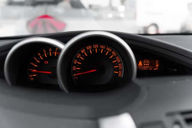 Toyota Verso (2012) thumbnail 6