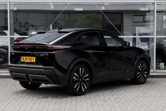 Toyota C-HR+ (2026) thumbnail 2