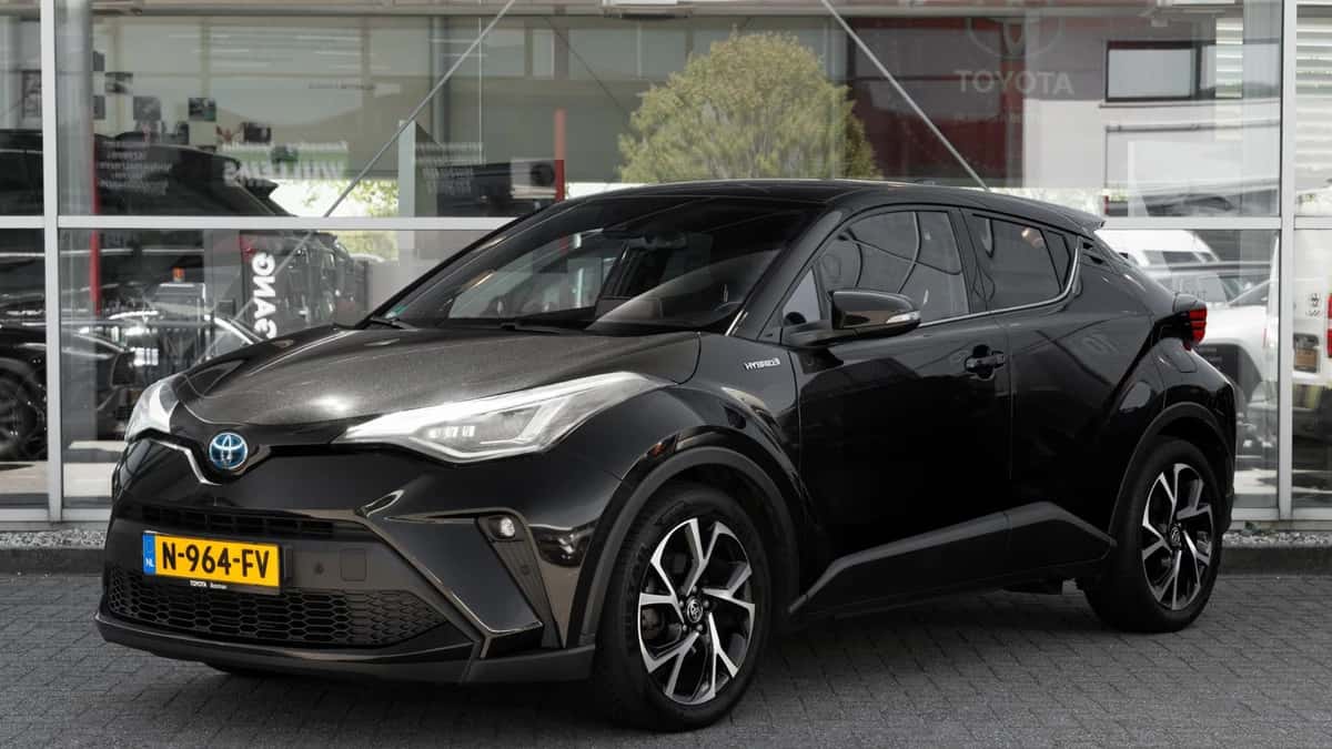 Toyota C-HR (2021) — foto 1