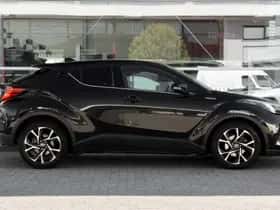 Toyota C-HR (2021) thumbnail 3