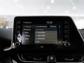 Toyota C-HR (2021) thumbnail 23