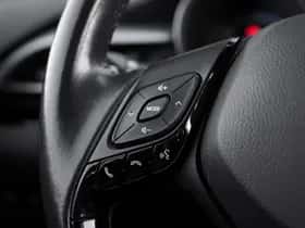 Toyota C-HR (2021) thumbnail 27