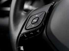 Toyota C-HR (2019) thumbnail 25