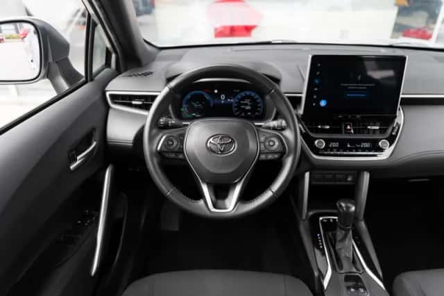 Toyota Corolla (2023) thumbnail 5