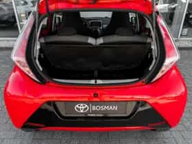 Toyota Aygo (2016) thumbnail 15