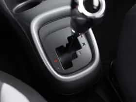 Toyota Aygo (2016) thumbnail 16