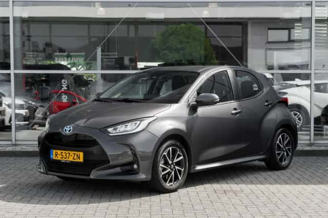 Toyota Yaris (2022) thumbnail 1
