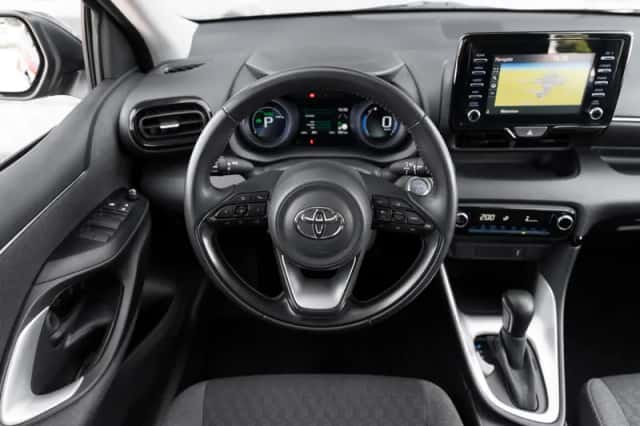 Toyota Yaris (2022) thumbnail 5