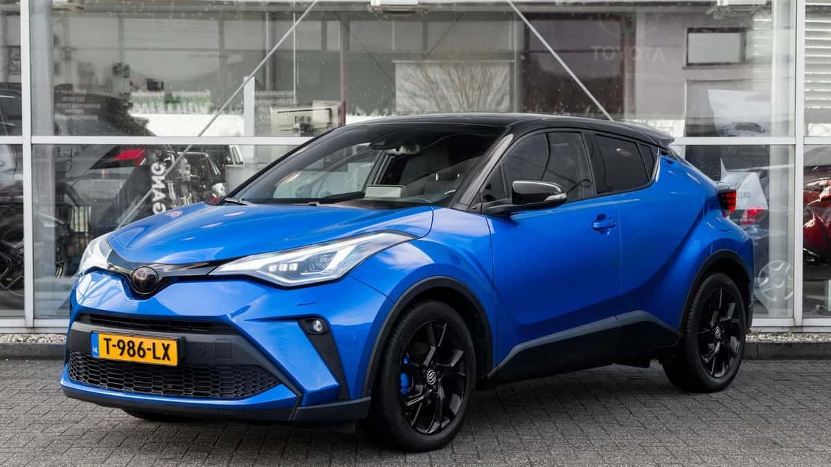 Toyota C-HR (2021) — foto 1