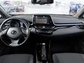 Toyota C-HR (2021) thumbnail 4