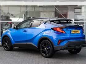 Toyota C-HR (2021) thumbnail 8