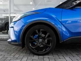 Toyota C-HR (2021) thumbnail 10