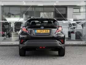 Toyota C-HR (2021) thumbnail 13