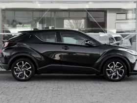 Toyota C-HR (2021) thumbnail 3