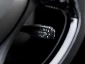 Toyota C-HR (2021) thumbnail 27