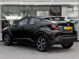 Toyota C-HR (2021) thumbnail 8