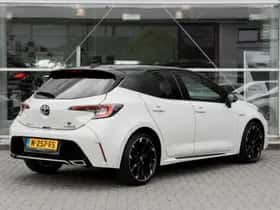 Toyota Corolla (2021) thumbnail 2
