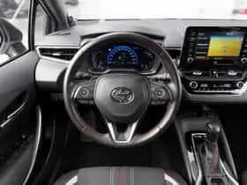 Toyota Corolla (2021) thumbnail 5
