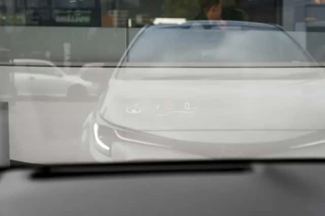 Toyota Corolla (2021) thumbnail 6