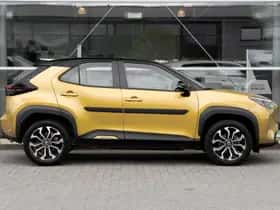 Toyota Yaris Cross (2022) thumbnail 3