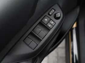 Toyota Yaris Cross (2022) thumbnail 30
