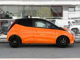 Toyota Aygo (2019) thumbnail 3
