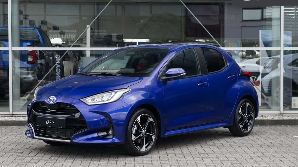 Toyota Yaris (2025) — foto 1