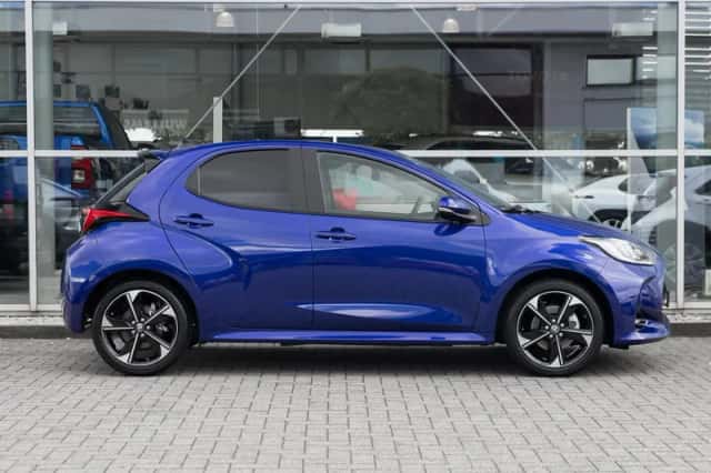 Toyota Yaris (2025) thumbnail 3