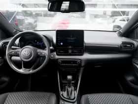 Toyota Yaris (2025) thumbnail 4