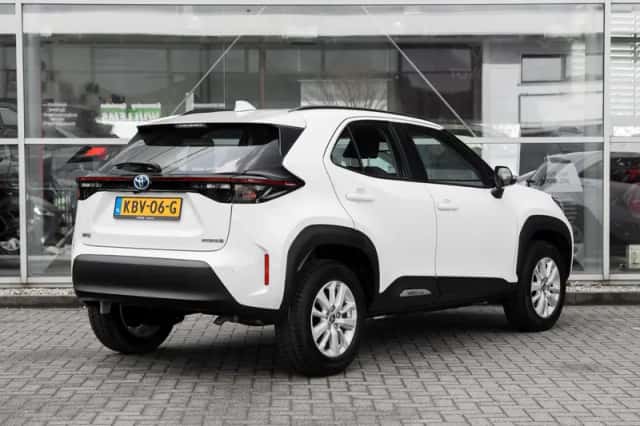Toyota Yaris Cross (2023) thumbnail 2