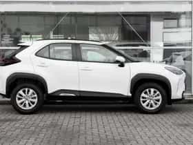 Toyota Yaris Cross (2023) thumbnail 3