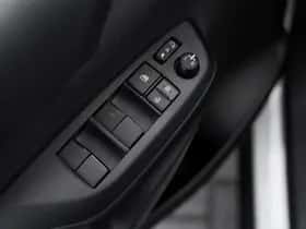 Toyota Yaris Cross (2023) thumbnail 30