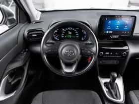 Toyota Yaris Cross (2023) thumbnail 5