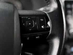 Toyota Hilux (2023) thumbnail 25