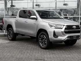 Toyota Hilux (2023) thumbnail 7