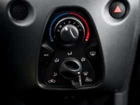 Toyota Aygo (2021) thumbnail 11