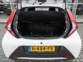 Toyota Aygo (2021) thumbnail 15