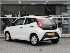 Toyota Aygo (2021) thumbnail 8