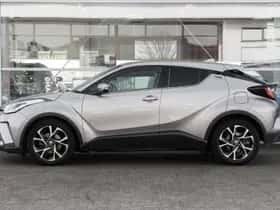Toyota C-HR (2020) thumbnail 9