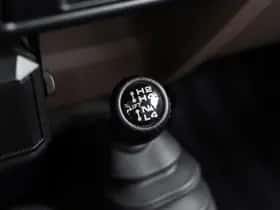 Toyota Land Cruiser (2022) thumbnail 16