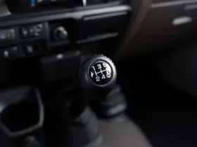 Toyota Land Cruiser (2022) thumbnail 17