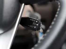 Toyota Land Cruiser (2022) thumbnail 27