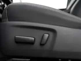 Toyota Hilux (2024) thumbnail 12