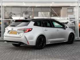 Toyota Corolla (2023) thumbnail 2