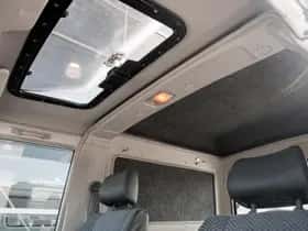 Toyota Land Cruiser (1998) thumbnail 12