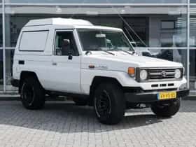 Toyota Land Cruiser (1998) thumbnail 7